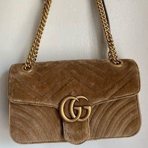 GG Marmont Velvet Shoulder Bag